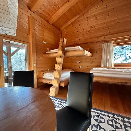 Cozy Penthouse With Mountain View *