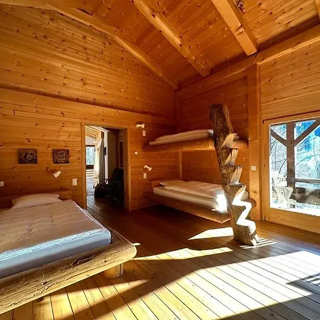 Cozy Penthouse With Mountain View Apartamento Klosters