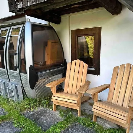 Cozy Penthouse With Mountain View Apartamento Klosters